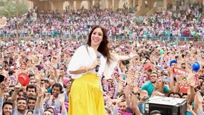 «الدكتور الفرفوش رزق» .. غادة علي تكشف كيفية سيطرتها على المدرج