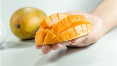 امسك إشاعة | تناول المانجو يوميا مفيد