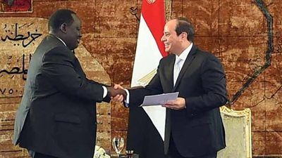 الرئيس السيسي يستقبل وفد اللجنة الوطنية لجنوب السودان