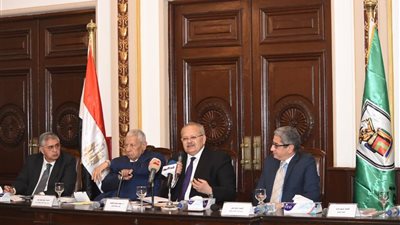 الخشت: لابد من تحويل التاريخ السياسي العسكري إلى حضاري