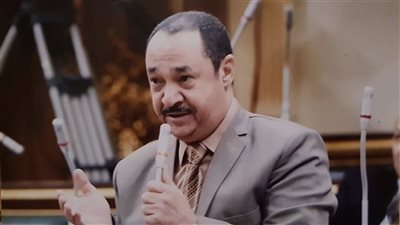 «بدوي النويشي» يطالب بإلغاء شرط الكهرباء من معايير بطاقات التموين