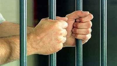حبس أب ضرير قام باغتصاب ابنته في شبرا الخيمة 