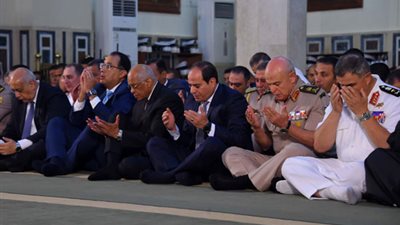 صدفة تجمع موضوع خطبة الجمعة في أسوان مع والدة الرئيس السيسي