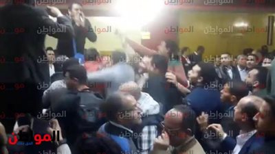 هتافات من مؤيدي المرشح محمد يحيى في فرز عضوية نقابة الصحفيين