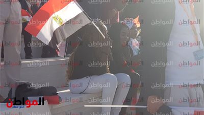 علم مصر في أيدي شباب القارة بـ