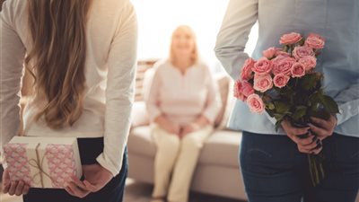 عيد الأم 2019 .. اختاري أفضل هدايا تناسب حماتك 