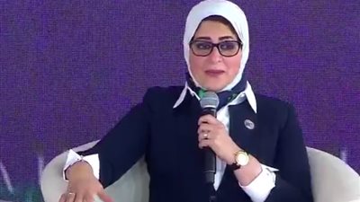 وزيرة الصحة تعرض فيديو «متخافوش من بكرة» بجلسة البحث العلمى والرعاية الصحية