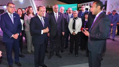 طارق عامر: جولة السيسي في الجناح المصرفي حافز قوي للبنوك