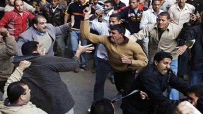 الجار قبل الدار.. إصابة عامل بطعنة بالبحيرة