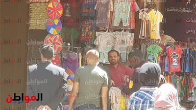 ازدحام أسواق أسوان في اليوم الثالث من منتدى الشباب العربي الإفريقي 2019