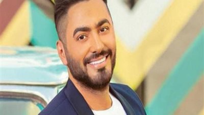 تامر حسنى يحضر مفاجأة لجمهور المنصورة 