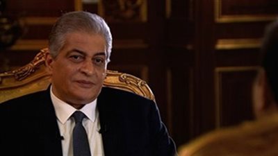 أسامة كمال يفتح ملف انهيار الدولار أمام الجنية في السوق المصرية