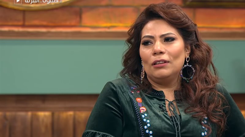  إيمان السيد في قهوة