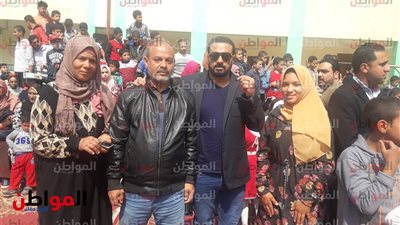 في يوم تكريمها.. أصغر بائعة أنابيب في مصر تشكر «بوابة المواطن»