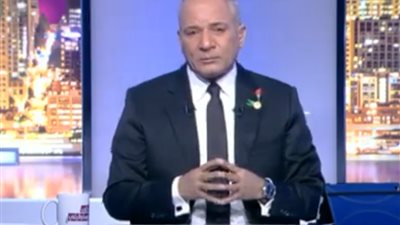 أحمد موسى يبكي في عيد الأم: «سابتني وأنا في أولى جامعة»