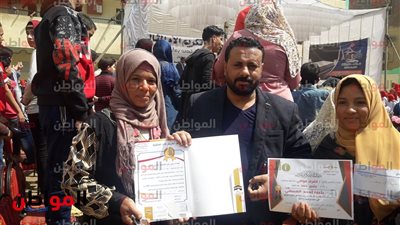 «بعد نشر بوابة المواطن لقصتها» فوز أصغر بائعة أنابيب برحلة عمرة