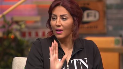 فيديو| وفاء عامر في أنا وبنتي: «أيتن فاشلة في الطبخ»
