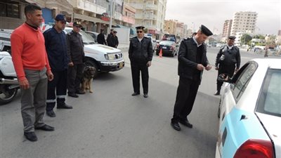 حملات مرورية لضبط المخالفين ومتعاطي المخدرات على الطرق السريعة 