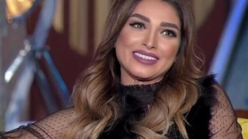 الفنانة روجينا 