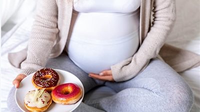 هؤلاء النساء يعرضن أطفالهن للخطر بهذه الطريقة