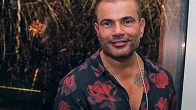 فيديو| بإطلالة شبابية ..عمرو دياب يتألق في مهرجان دبي 