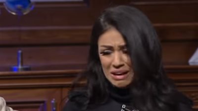 شاهيناز ضياء تنهمر في البكاء على الهواء والسبب