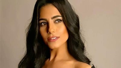 صور| ولاء الشريف عن سوسن بدر: بحسها أمي
