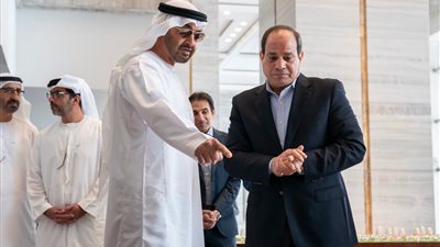 صور| ولي عهد أبو ظبي: مصر تمضي بثبات نحو مزيد من التنمية 