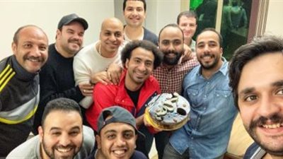 فيديو وصور| مظاهرة مش احتفال .. هكذا كان عيد ميلاد علي ربيع