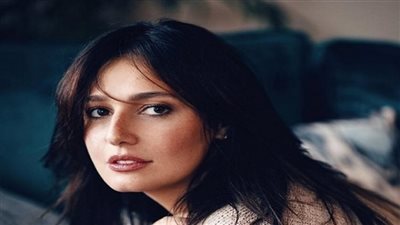 7 صنايع والبخت ضايع.. لوحة حلا شيحة تجعلها في مأزق    