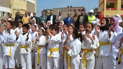 صور| تدشين «كل نقطة بتفرق» بمدرسة الشيخ مبارك الابتدائية ببلطيم