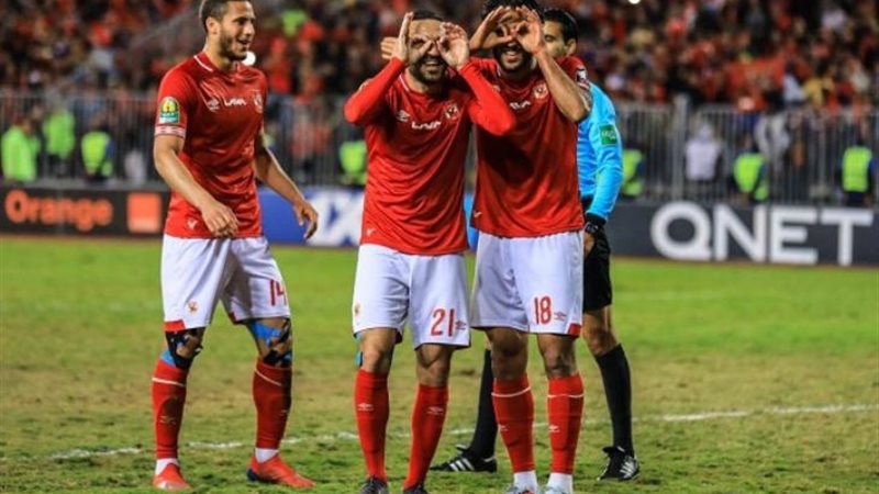 لاعبو الأهلي