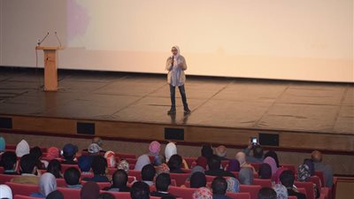 رئيس أتيليه الإسكندرية يتحدث عن حريق المكتبة
