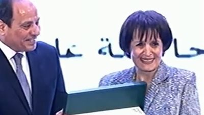 «سميرة أحمد» تكريم وعظمة في احتفالية المرأة المصرية 2019 