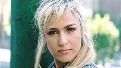 صور| اللقطات الأولى لـ«سيمون» في مسلسل قيد عائلي