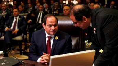 محمد الباز يكشف مخطط استهدف السيسي في القمة العربية 30