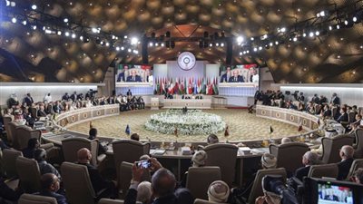 نقاط البيان الختامي في القمة العربية 30 «ترامب الأبرز»