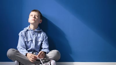 باللون الأزرق.. العالم يحتفل بـ «اليوم العالمي للتوحد»