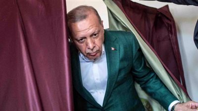 محلل سياسي لبناني لـ «بوابة المواطن»: أردوغان لم يحترم نفسه