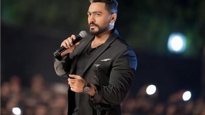 «أصلي حبيت الموضوع أوي».. حفل تامر حسني في السعودية للمرة الرابعة