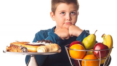 انفوجراف| أسباب السمنة عند الأبناء ..«أحمي ابنك»