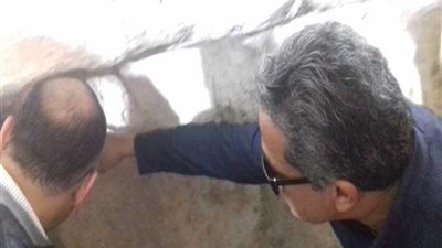 وزير الآثار يتفقد مشروع خفض مستوى المياه الجوفية بمعبد الأوزريون