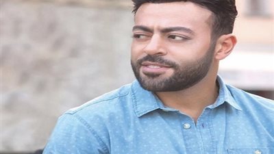 تامر عاشور يحيي حفلاً غنائياً احتفالاً بألبومه الجديد أيام
