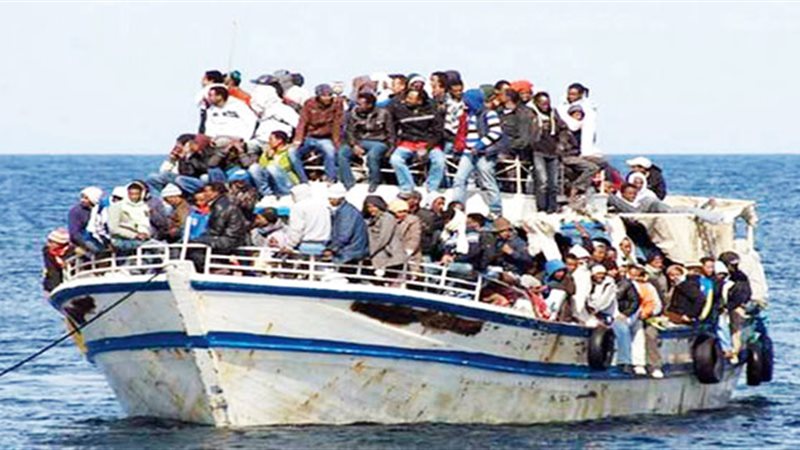  تسفير 13 شخص بطريقة