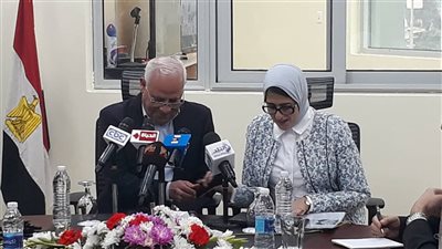 وزيرة الصحة: زرت المناضلة زينب الكفراوي بتوجيهات الرئيس السيسي