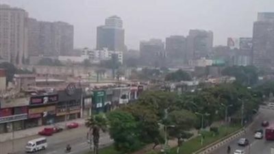 تيسير الحركة المرور بشارع أحمد عبد العزيز بعد مطاردة 5 سيارات