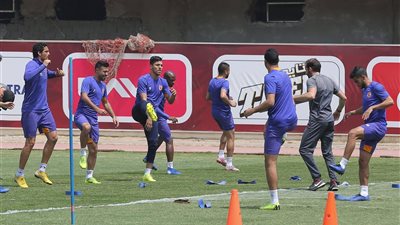 الأهلي يستعد لمواجهة مصر المقاصة في الدوري بالفيديو