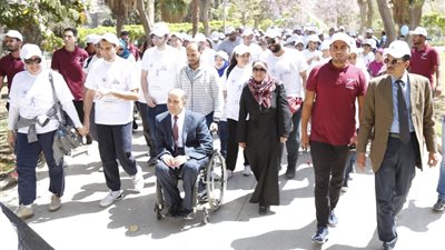 صور| إطلاق الماراثون الرياضى للتوحد « امشى وأعمل فرق»