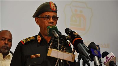 رسمياً| عوض بن عوف يتولى رئاسة المجلس الإنتقالي السوداني 