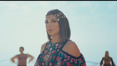 فيديو .. بنت أكابر تحصد مليون ونصف مشاهدة على يوتيوب